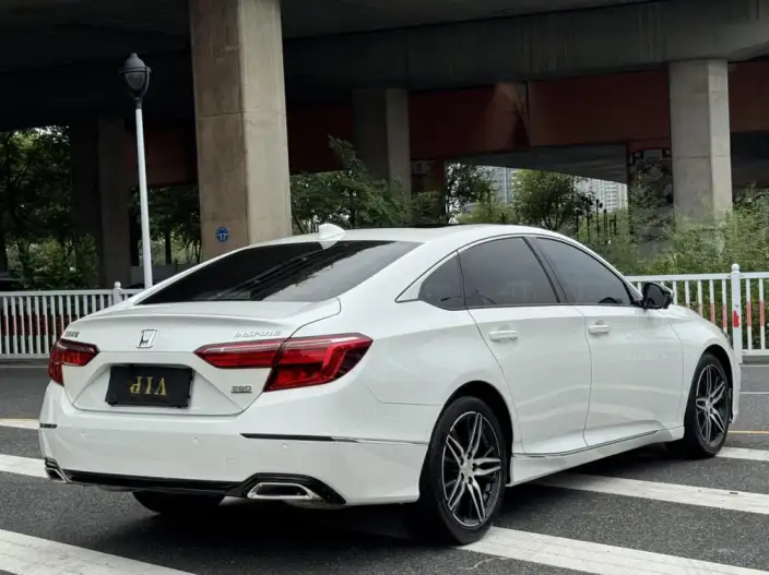 Honda INSPIRE 2022 Model 260TURBO Jingyue Edition – фото 7
