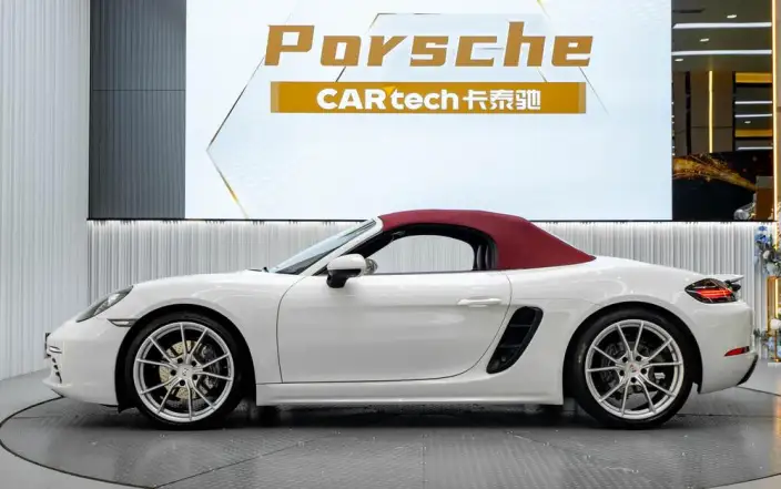 Porsche 718 2020 Model Boxster 2.0T