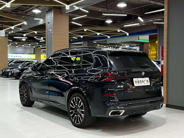 BMW X5 2023 Model xDrive40Li M Sports Night Set – фото 4