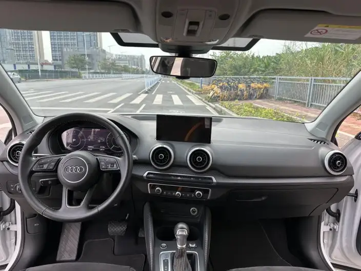 Audi Q2L e-tron 2022 Model EV Smart Enjoy Model – фото 10