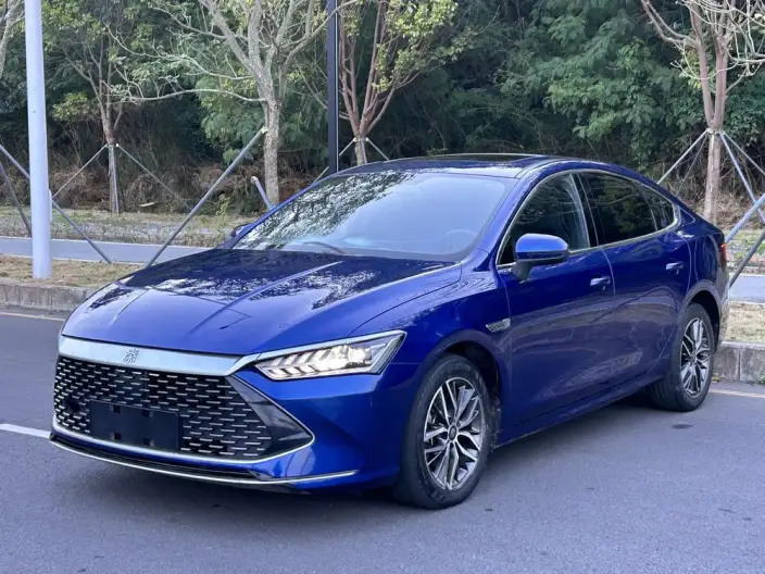 BYD Qin PLUS DM 2021 Model DM-i 55KM Noble Model – фото 1