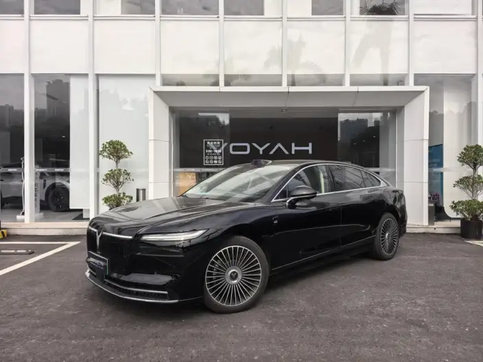 Voyah Pursuit L 2026 Model 4WD Ultra – фото 1