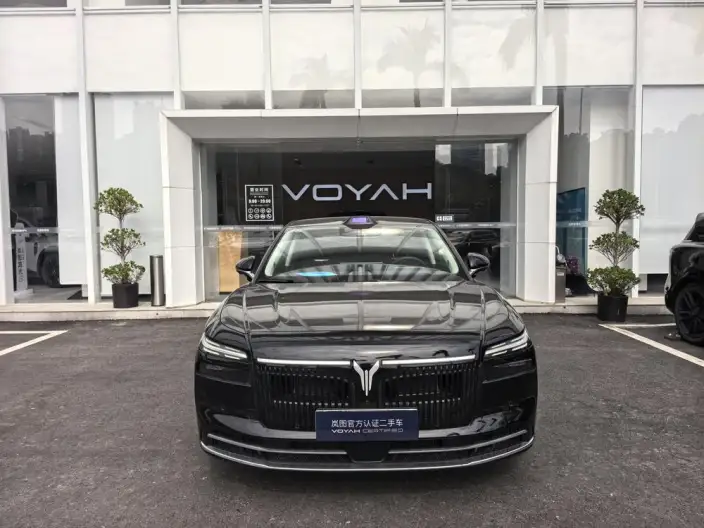 Voyah Pursuit L 2026 Model 4WD Ultra – фото 2