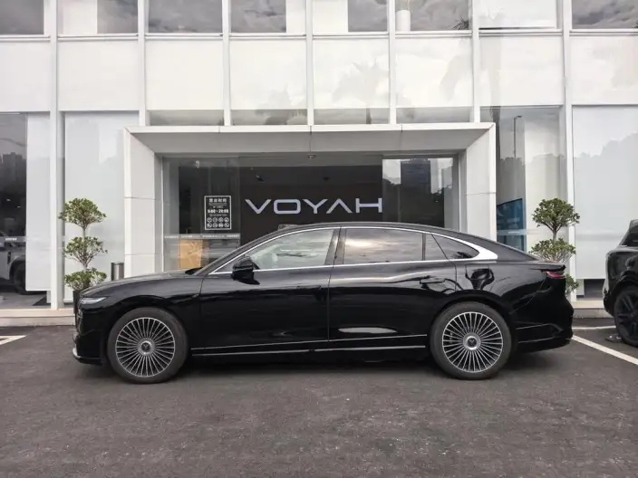 Voyah Pursuit L 2026 Model 4WD Ultra – фото 4