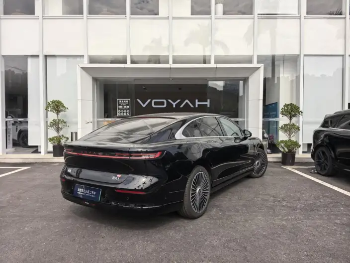 Voyah Pursuit L 2026 Model 4WD Ultra – фото 7