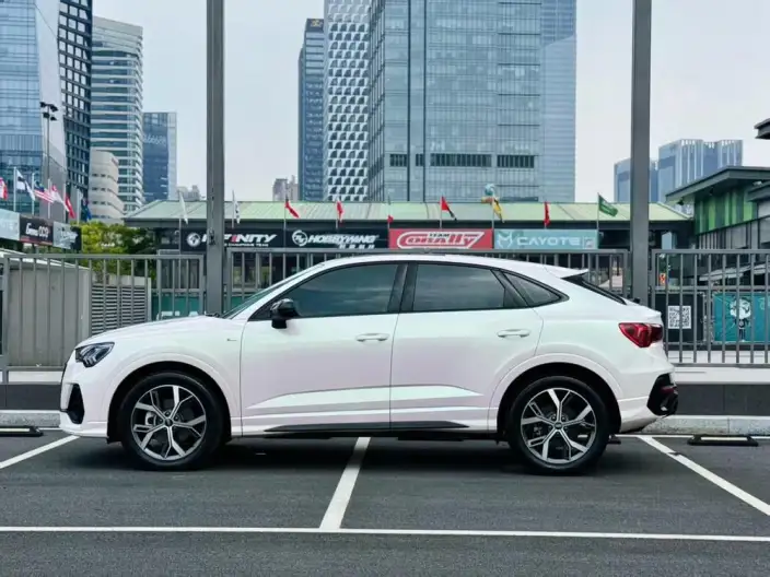 AUDI Q3 Sportback 2022 Model 40 TFSI Fashion Model – фото 4