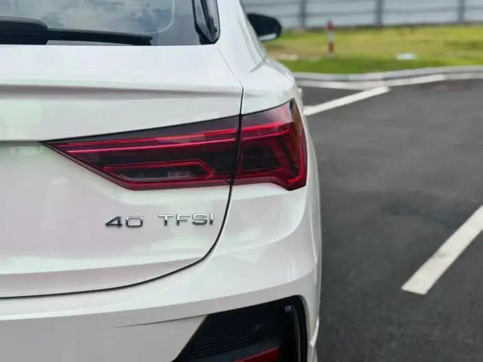 AUDI Q3 Sportback 2022 Model 40 TFSI Fashion Model – фото 9