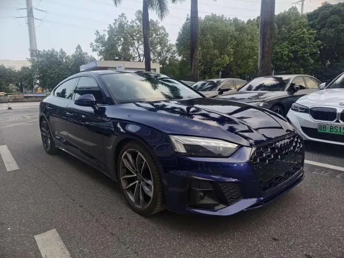 Audi A5 2022 Model Sportback 40 TFSI quattro Luxury Dynamic Model – фото 3