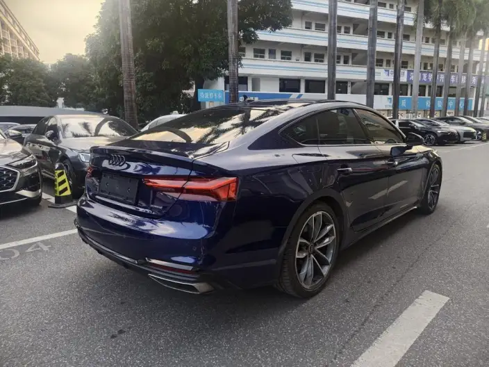 Audi A5 2022 Model Sportback 40 TFSI quattro Luxury Dynamic Model – фото 6