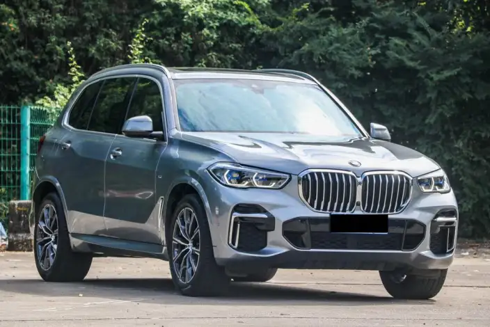 BMW X5 2022 Model xDrive 30Li Exclusive Model M Sports Set – фото 3