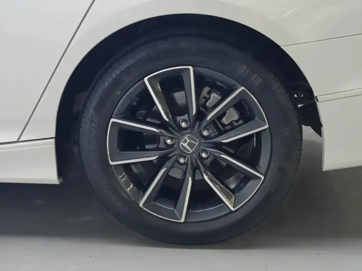 Honda INSPIRE 2022 Model 260TURBO Exquisite Edition – фото 9