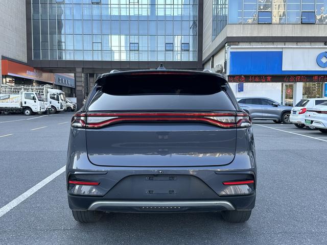 BYD Song Pro DM 2023 DM-i Champion 71km Leader – фото 5