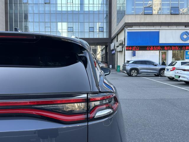 BYD Song Pro DM 2023 DM-i Champion 71km Leader – фото 6