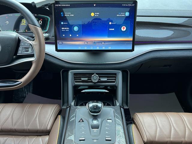 BYD Song Pro DM 2023 DM-i Champion 71km Leader – фото 19