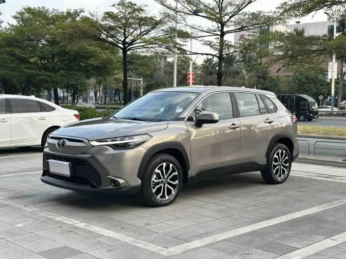 Frontlander 2022 Model 2.0L CVT Deluxe Edition – фото 1