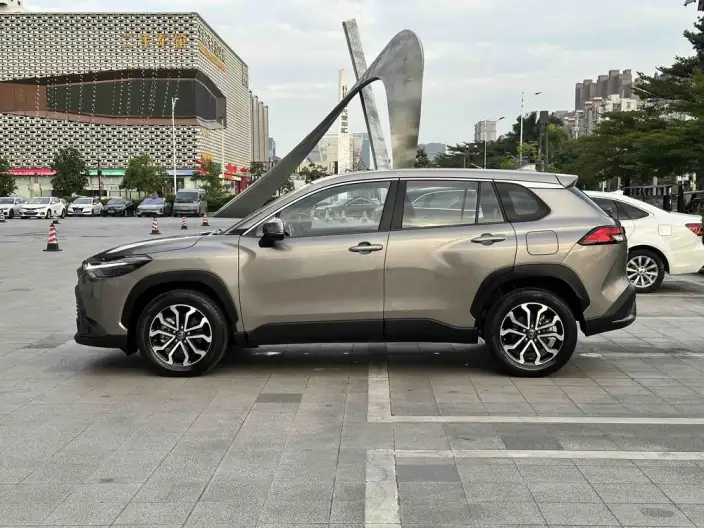 Frontlander 2022 Model 2.0L CVT Deluxe Edition – фото 3