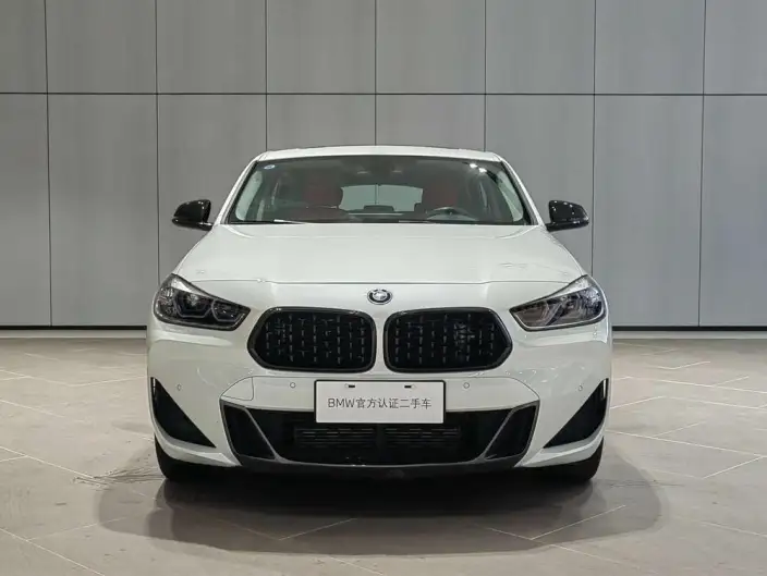 BMW X2 2023 Model sDrive25i M Sports Night Edition – фото 2