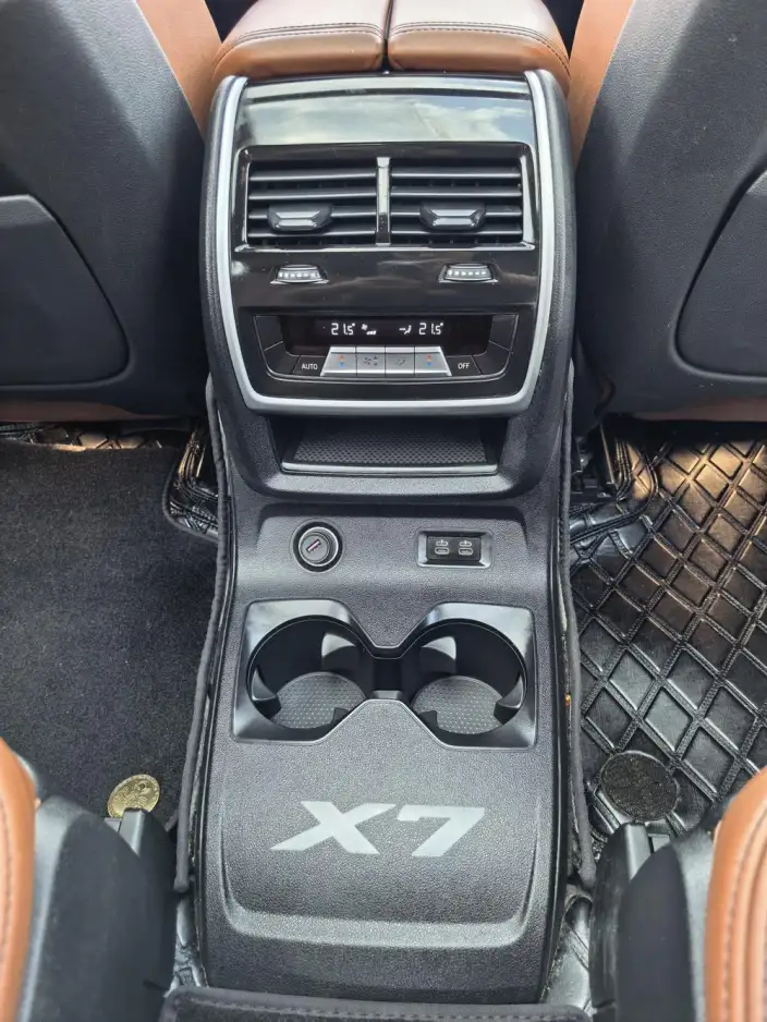 BMW X7 2022 Model xDrive40i Exclusive Model M Sports Set – фото 9