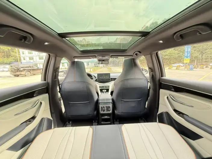 BYD Song PLUS DM 2021 Model DM-i 110KM 2WD Flagship PLUS 5G Edition – фото 6