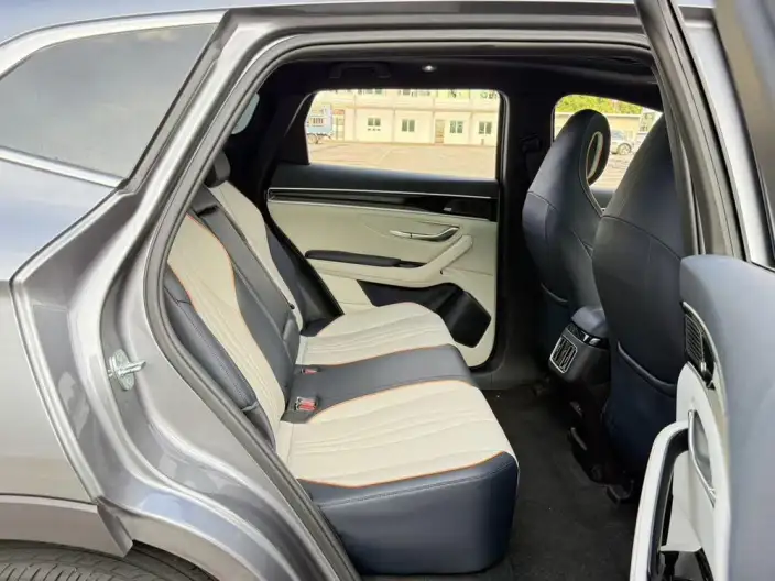 BYD Song PLUS DM 2021 Model DM-i 110KM 2WD Flagship PLUS 5G Edition – фото 10