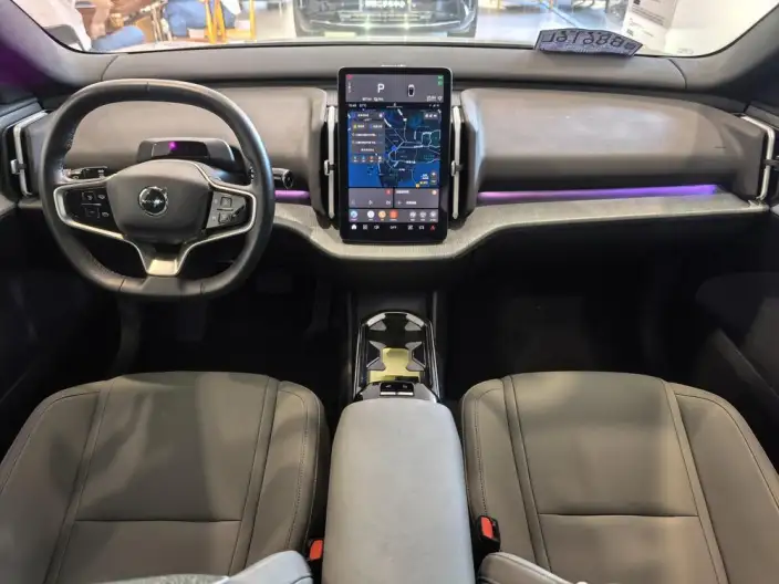 Volvo EX30 2025 Model Rear Drive Long Battery Life Pro Edition Ultra – фото 8