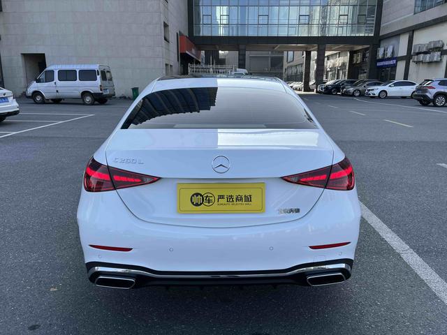 Mercedes-Benz C-Class 2023 C 260 L Sport – фото 3