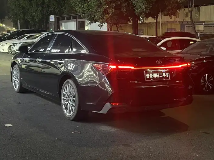 Toyota Avalon 2024 Model Intelligent Hybrid 2.0L E-CVT Deluxe Edition – фото 2