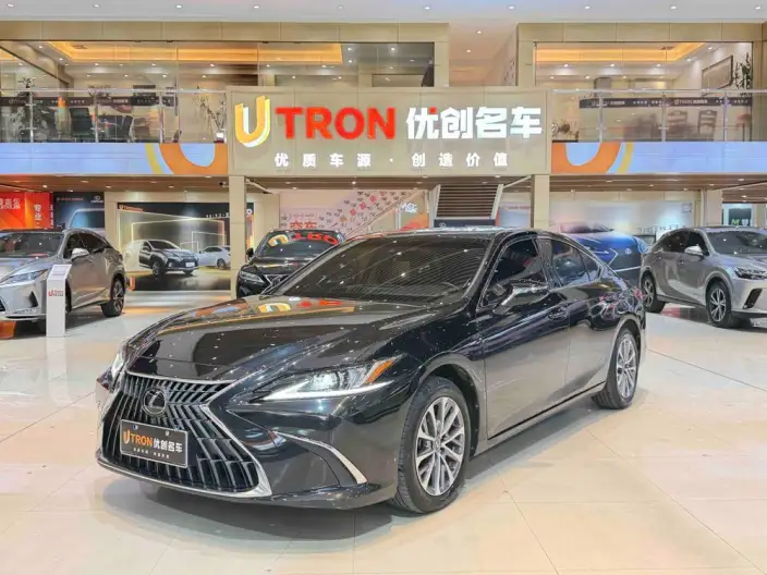Lexus ES 2022 Model 200 Superior Edition