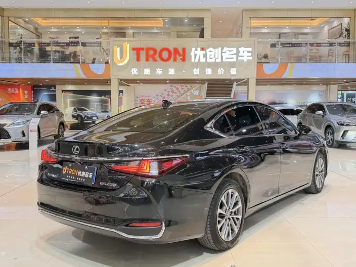 Lexus ES 2022 Model 200 Superior Edition – фото 5