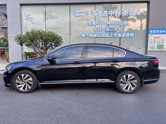 Volkswagen Magotan PHEV 2022 Model Luxury Model – фото 3