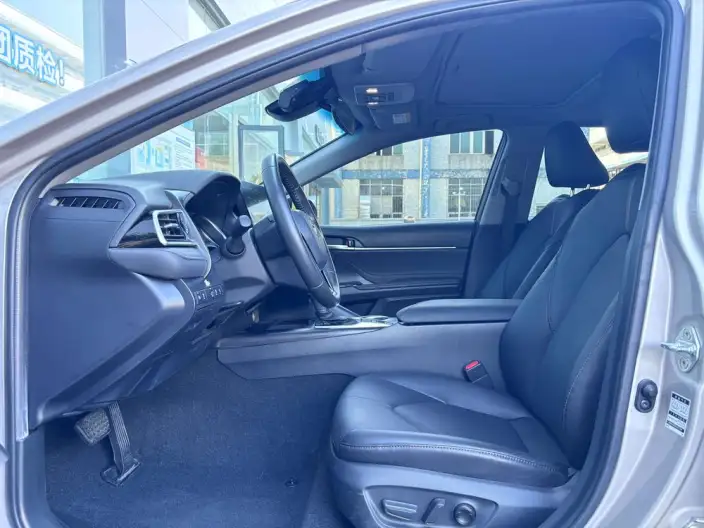 Toyota Camry 2021 Model 2.0G Deluxe Edition – фото 9