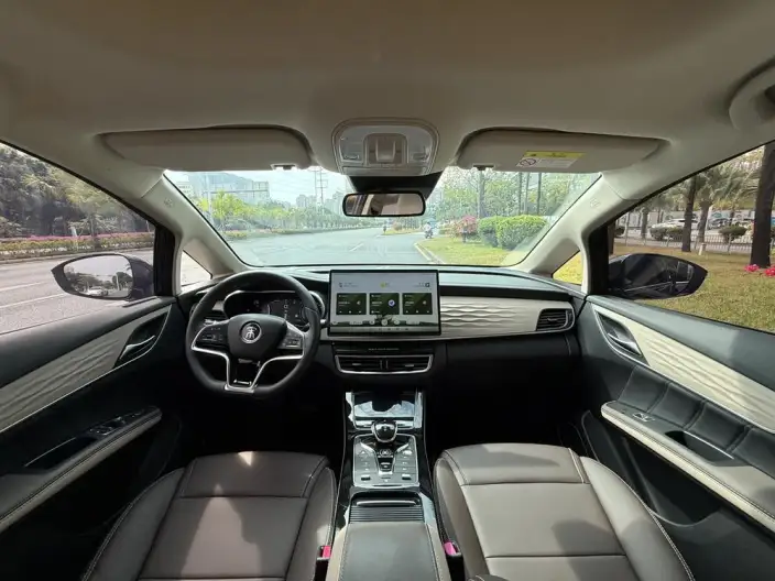 BYD Song MAX DM 2022 Model DM-i 105KM Executive Edition – фото 7