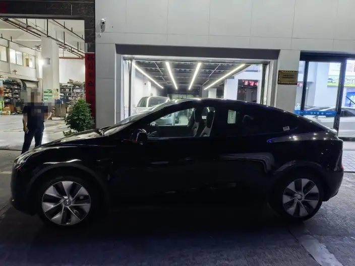 Model Y 2022 Model Rear-wheel drive version – фото 3