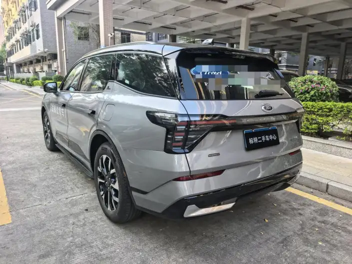 Ford Edge 2025 Model Ford Edge L 2.0T EcoBoost E Hybrid 4WD VII seat Supreme Model – фото 5