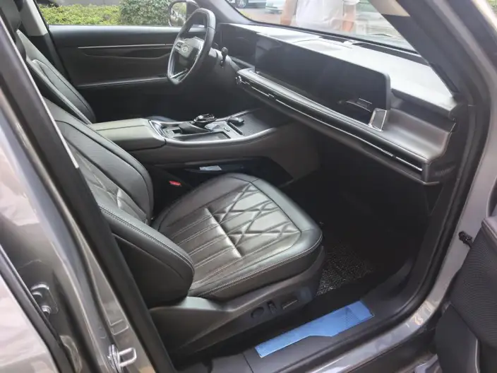 Ford Edge 2025 Model Ford Edge L 2.0T EcoBoost E Hybrid 4WD VII seat Supreme Model – фото 7