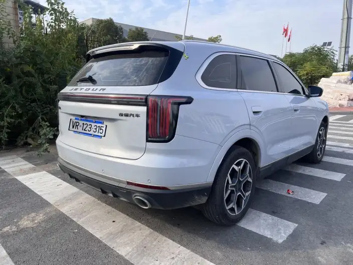 Jetour X70 L 2026 Model 1.5TD 7DCT Luxury Model – фото 5