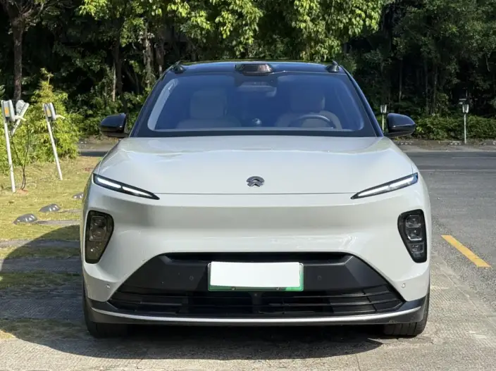 NIO ES8 2023 Model 100kWh Executive Edition – фото 2