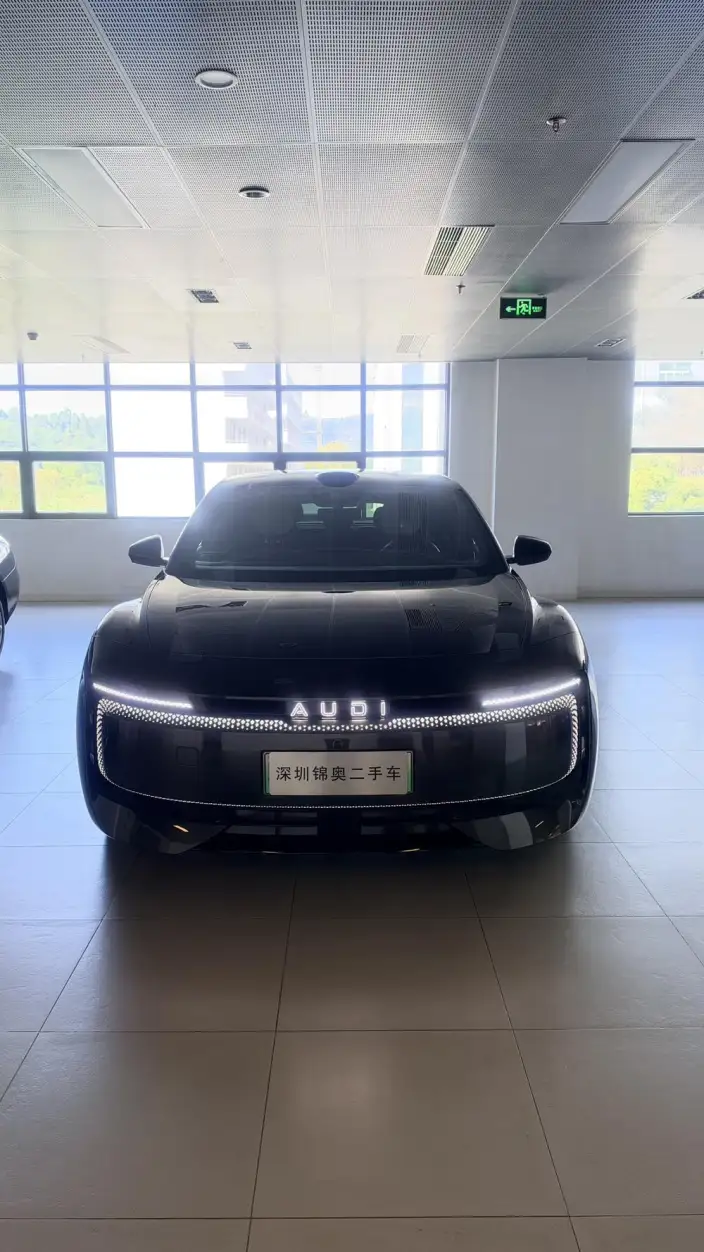 AUDI E5 Sportback 2026 Model Pioneer quattro Model – фото 2