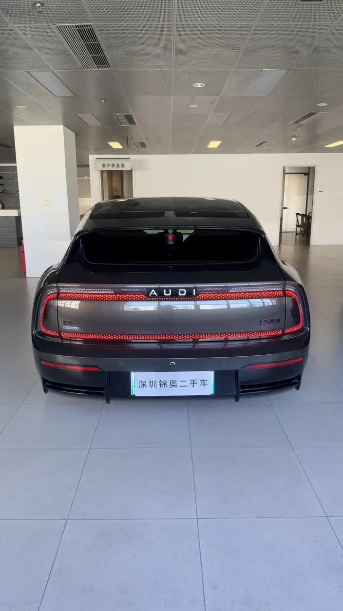 AUDI E5 Sportback 2026 Model Pioneer quattro Model – фото 3