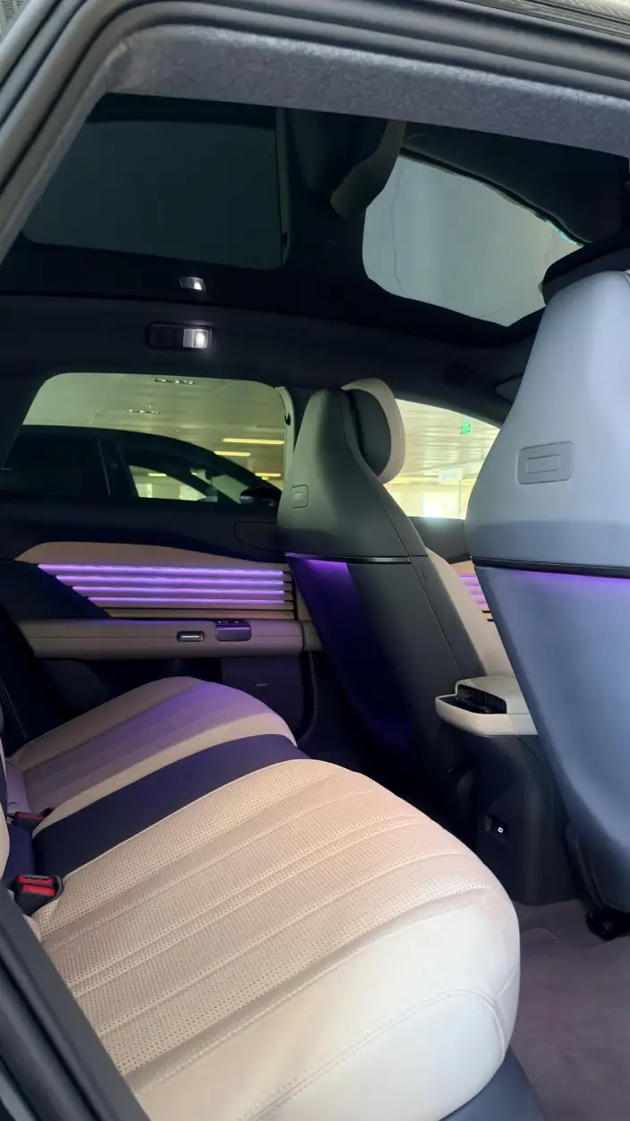AUDI E5 Sportback 2026 Model Pioneer quattro Model – фото 9