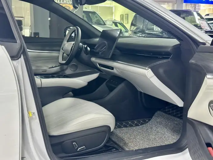 Changan Qiyuan A07 2025 Model Blue whale EV 625 Flagship Model – фото 8