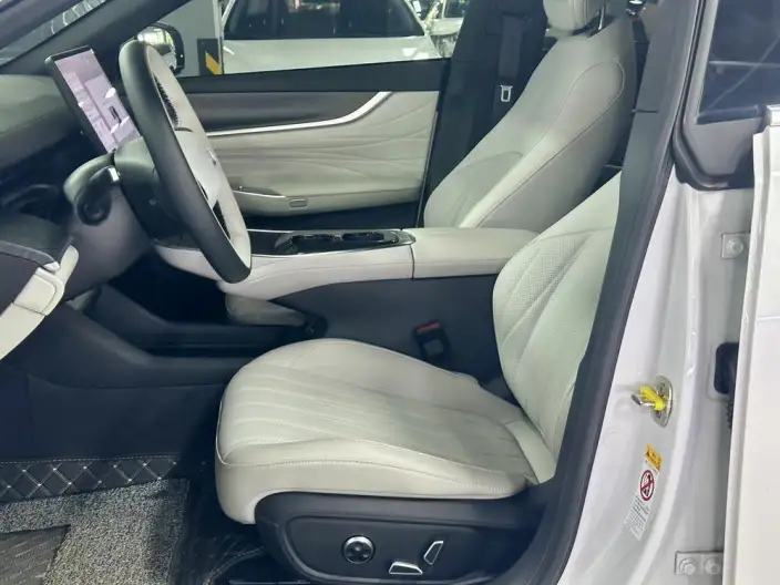 Changan Qiyuan A07 2025 Model Blue whale EV 625 Flagship Model – фото 10