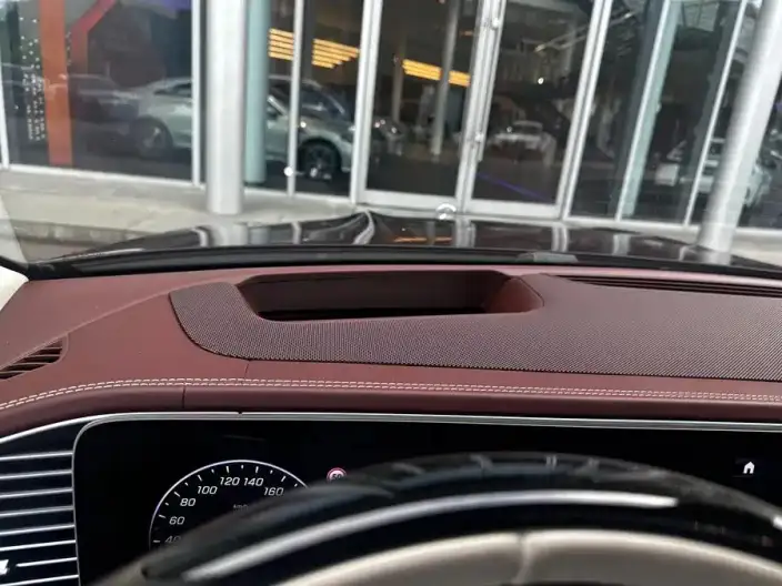 Maybach GLS 2025 Model GLS 480 4MATIC – фото 7