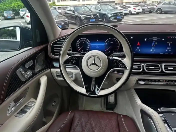 Maybach GLS 2025 Model GLS 480 4MATIC – фото 10