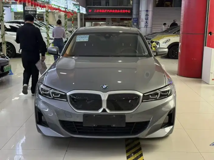 BMW i3 2023 Model eDrive35L – фото 2
