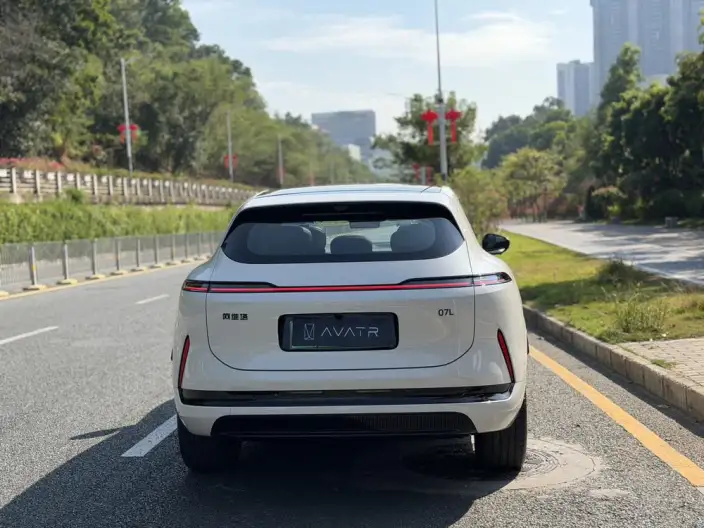 Avatr 07 L 2027 Model Max+ EV Edition – фото 5