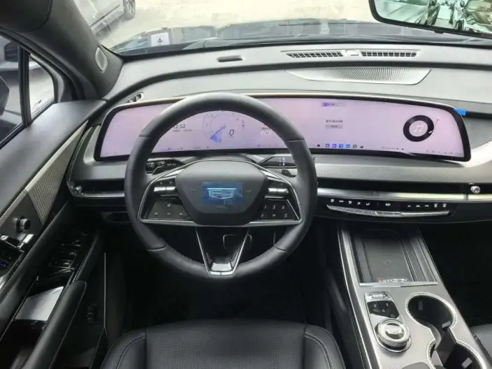 Cadillac XT5 2025 Model 28T 4WD Noble Model – фото 9