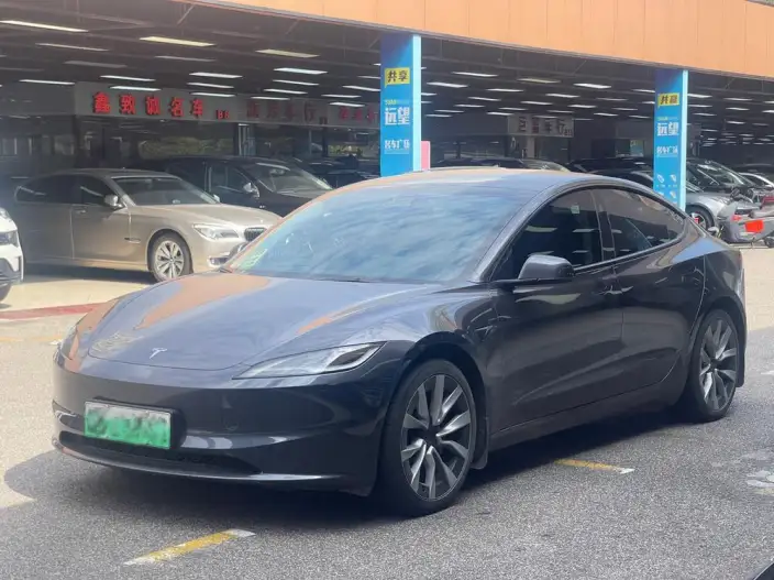 Model 3 2023 Model Rear-wheel drive version – фото 1