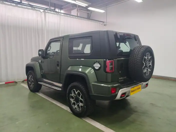 BAIC BJ40 2020 Model 2.0T Automatic 4WD Tribute to the 2020 Edition Warrior Model – фото 5