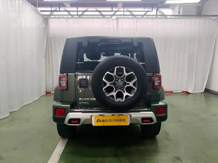 BAIC BJ40 2020 Model 2.0T Automatic 4WD Tribute to the 2020 Edition Warrior Model – фото 6